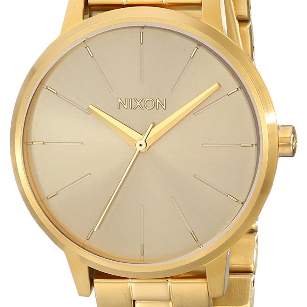 Nixon the kensington movin out watch in gold